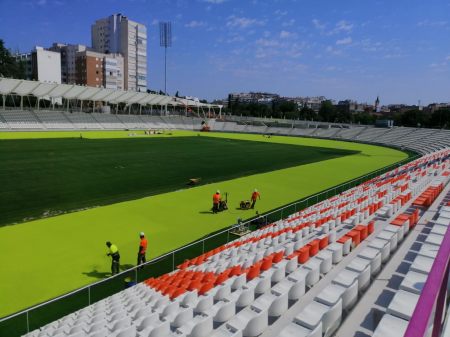 Asfaltado de la pista polideportiva del estadio Vallehermoso (Madrid)
